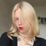 Василёк блогерствует