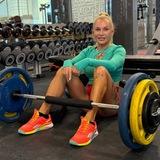 Елена Санжаровская