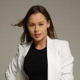 Александра Абрамова | Спикер носит Prada