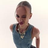 POLLY IZAAK