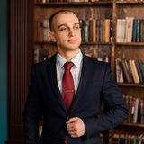 Юрист Максимилиан Карев