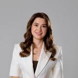 Диана Маркина торгует