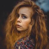 Шпионова